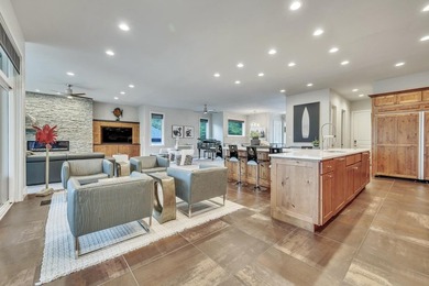 Stunning 5-bedroom, 3.5-bathroom home on prestigious Echo Bay - photo 19