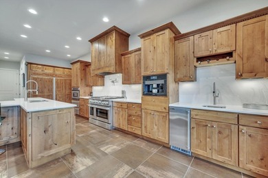 Stunning 5-bedroom, 3.5-bathroom home on prestigious Echo Bay - photo 20