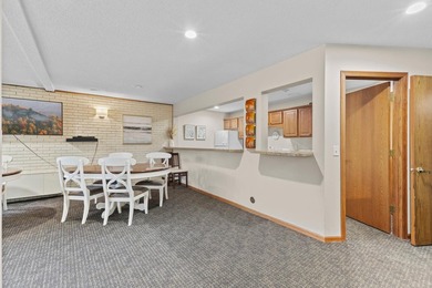 Welcome to easy living in this charming first-level 1-bedroom - photo 21