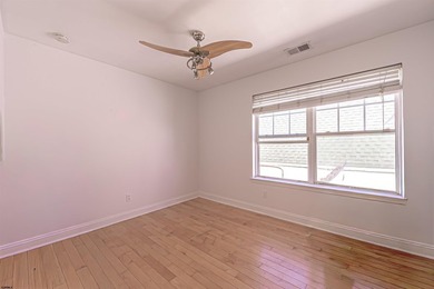 Beautiful multifamily close to The Walk, Caesar's Casino, and a - photo 21