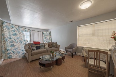 Beautiful multifamily close to The Walk, Caesar's Casino, and a - photo 23