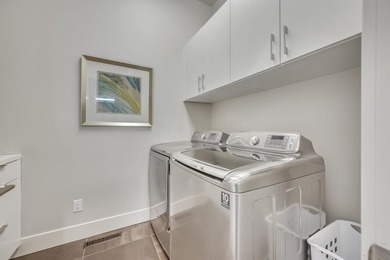 Stunning 5-bedroom, 3.5-bathroom home on prestigious Echo Bay - photo 24