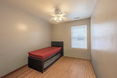 Beautiful multifamily close to The Walk, Caesar's Casino, and a - photo 24