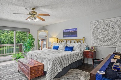 Welcome to this beautiful 4 bedroom 3 bath lakefront home just - photo 26