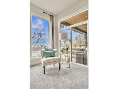 Stunning 5-bedroom, 3.5-bathroom home on prestigious Echo Bay - photo 27