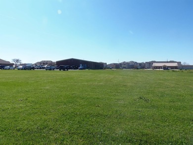 AWESOME COMMERCIAL AREA - READY TO BUILD ON - QUIET - photo 1