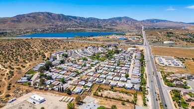 Beautifully remodeled 4 bedroom, 2 bathroom mobile home located - photo 2