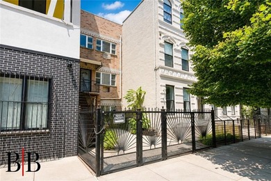 We are most pleased to introduce this amazing new construction - photo 4