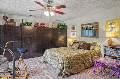 Welcome to this beautiful 4 bedroom 3 bath lakefront home just - photo 35