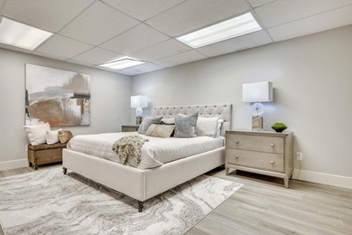 Stunning 5-bedroom, 3.5-bathroom home on prestigious Echo Bay - photo 45