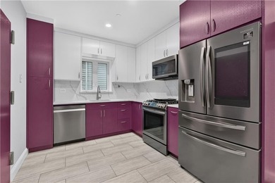 Location, Lifestyle & Convenience in the Heart of Sheepshead - photo 4