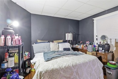 Spacious up-and-down two-family property in a highly accessible - photo 22