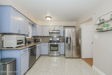 Welcome to 356 Cortelyou Ave! Located in the highly sought-after - photo 8