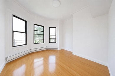 Prime 8th Avenue Location! Don't miss this exceptional - photo 8