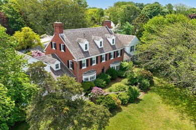 Landmark Chatham Georgian estate set on 1.3 acres overlooking - photo 2