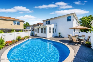 Extra large 2 family high ranch located in the desirable New - photo 4