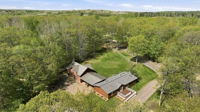 Additional listing photo 4