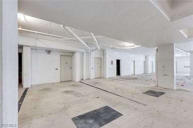 Perched on the 7th floor, this exceptional three-bedroom - photo 22