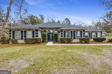Welcome to 811 Riverview, located in the desirable golf cart - photo 2