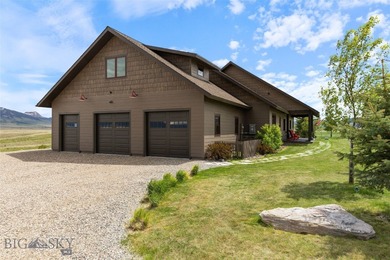 Welcome to a one-of-a-kind custom home on 7.260 acres in the - photo 3