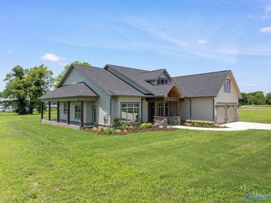 When visitors say, *It feels like a river house,* something - photo 3