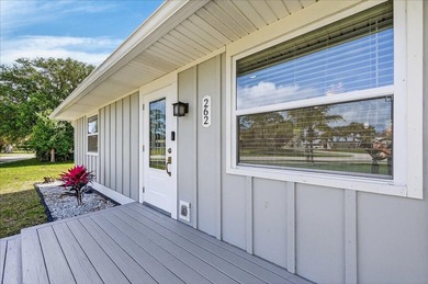 Welcome to this charming 3 bedroom/2 bathroom home with an open - photo 4