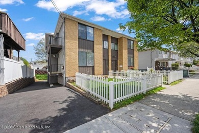 Two Family Semi (6 over 6) with built in, oversized, 1.5 car - photo 1