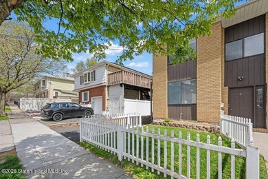 Two Family Semi (6 over 6) with built in, oversized, 1.5 car - photo 2