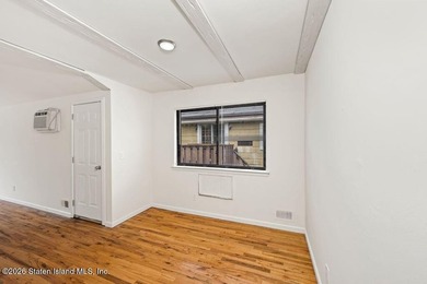Two Family Semi (6 over 6) with built in, oversized, 1.5 car - photo 10