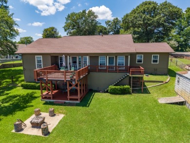Gorgeous 4/2/2 Waterfront on Lake Jacksonville - photo 3