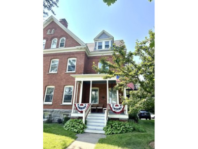 Lake Townhome/Townhouse Sale Pending in Plattsburgh, New York