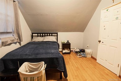 Welcome to this charming 4-bedroom, 2-full-bath Cape located in - photo 19