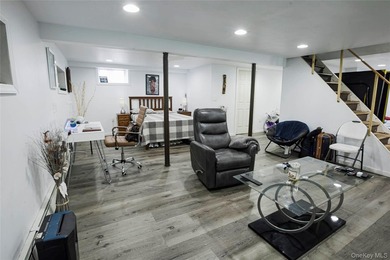 Welcome to this charming 4-bedroom, 2-full-bath Cape located in - photo 21