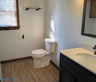Saluda - 4 bedrooms, 2 1/2 baths... 1500 SF cape located at - photo 22