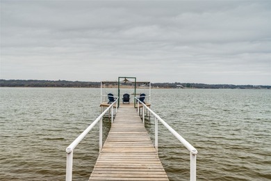 Fully updated lake front property on beautiful Lake Nocona w - photo 24