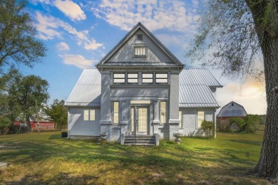 (private lake, pond, creek) Home For Sale in Lebanon Missouri