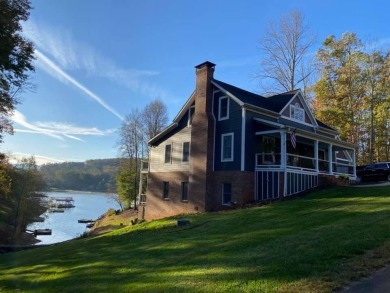 Lake Chatuge Home For Sale in Hiawassee Georgia