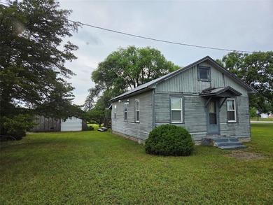 Lee Lake - Jackson County Home For Sale in Millston Wisconsin
