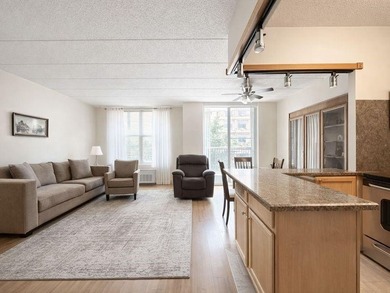 Rarely available and beautifully renovated, this stunning - photo 5