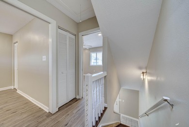 Updated, End Unit, gated backyard and additional privacy! Move - photo 8