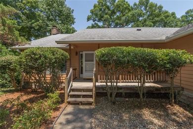 Fantastic Lake Hartwell lot with deep water and a custom-built - photo 1