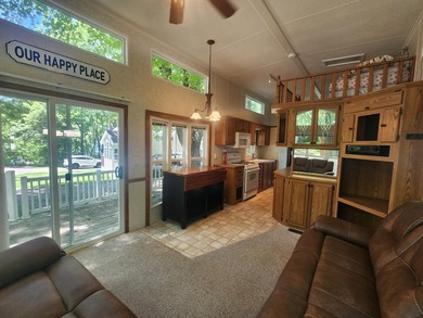 Beautiful 2006 Park Model with double loft and queen bedroom on - photo 2