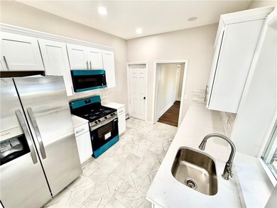 Spacious ONE FAMILY SEMI ATTACHED home nestled in the historic - photo 4