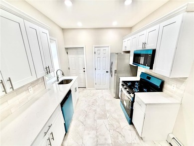 Spacious ONE FAMILY SEMI ATTACHED home nestled in the historic - photo 5
