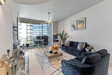 Stunning renovated 1 bed / 1 bath condo in Twelve Centennial