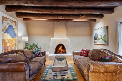 Fuente Colibri 416 Apodaca Hill On the historic Eastside ,close - photo 1