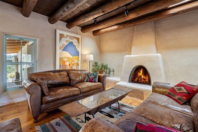 Fuente Colibri 416 Apodaca Hill On the historic Eastside ,close - photo 5