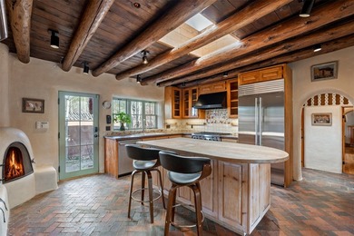 Fuente Colibri 416 Apodaca Hill On the historic Eastside ,close - photo 6