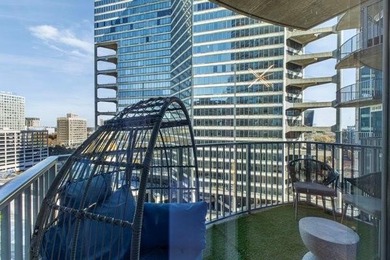 Stunning renovated 1 bed / 1 bath condo in Twelve Centennial