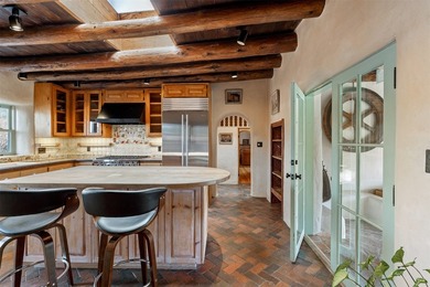 Fuente Colibri 416 Apodaca Hill On the historic Eastside ,close - photo 7